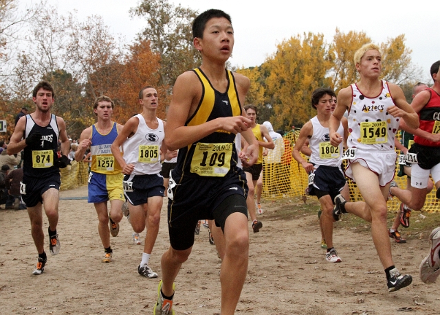 2009 CIF XC Boys D2-049.JPG - 2009 California CIF Cross Country Championships, Woodward Park, Fresno, California